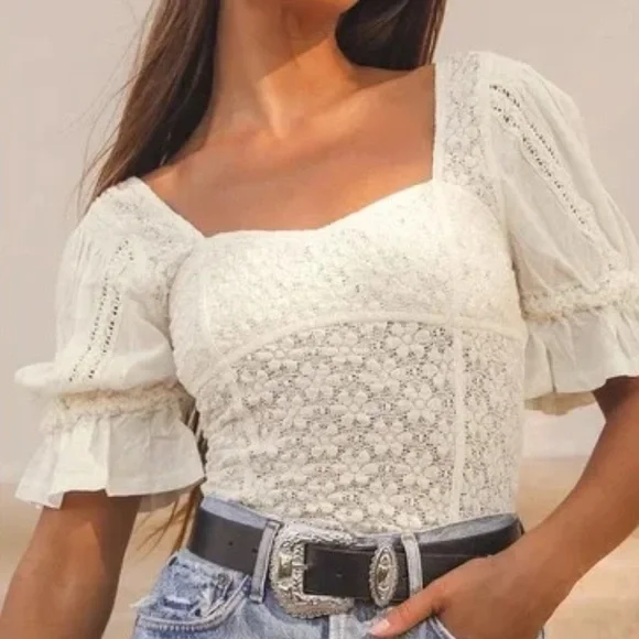 đâËâżË° FREE PEOPLE Spring Fling Top Ivory NWT Boho Bustier đâËâżË° - Picture 1 of 11